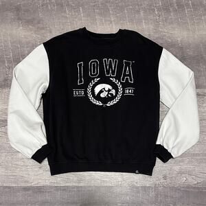 GDS University Iowa Hawkeyes Sweatshirt Womens M Black White Cotton Distressed